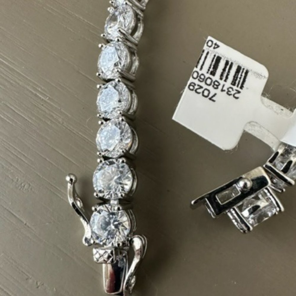 NEW 30ct Tennis Bracelet Just purchased Ring May 8, 2023 To Big - Picture 6 of 7